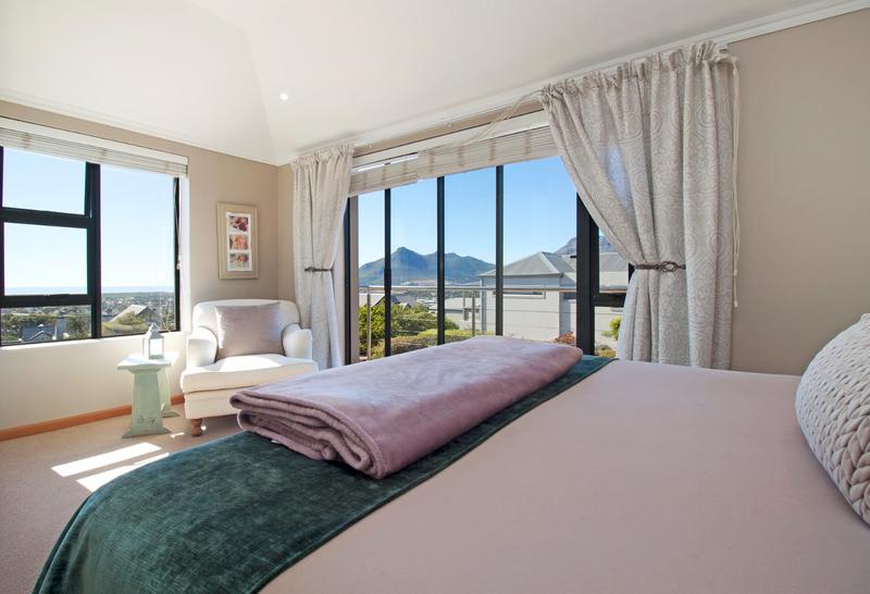 4 Bedroom Property for Sale in Stonehaven Estate Western Cape